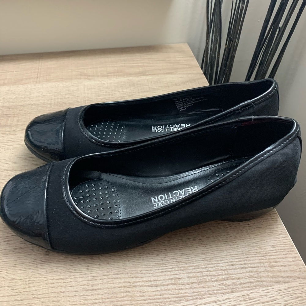 Kenneth cole flats - Picture 2 of 3